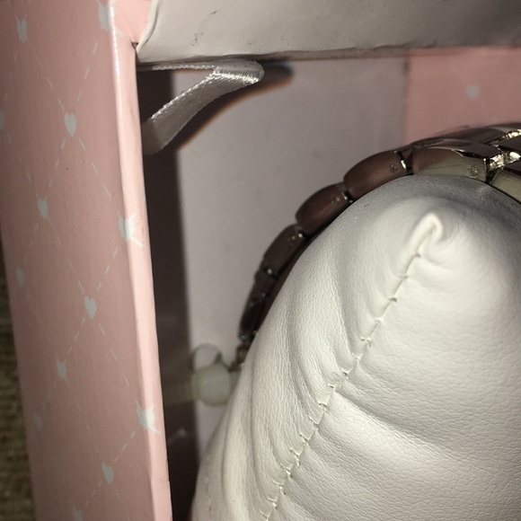 💖NWT Betsey Johnson Silver Watch w/Crystals - Picture 4 of 7